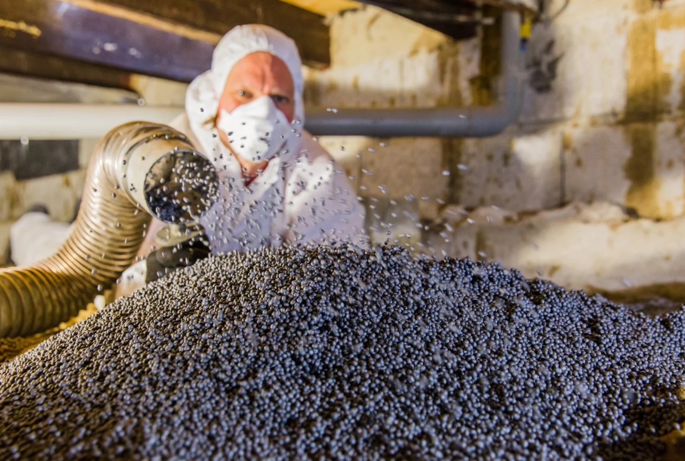 Kruipruimte isoleren met HR+++ EPS parels